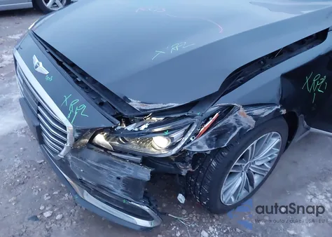 2018 Genesis G80 3.8 z USA, uszkodzony, nr VIN KMHGN4JE8JU237648